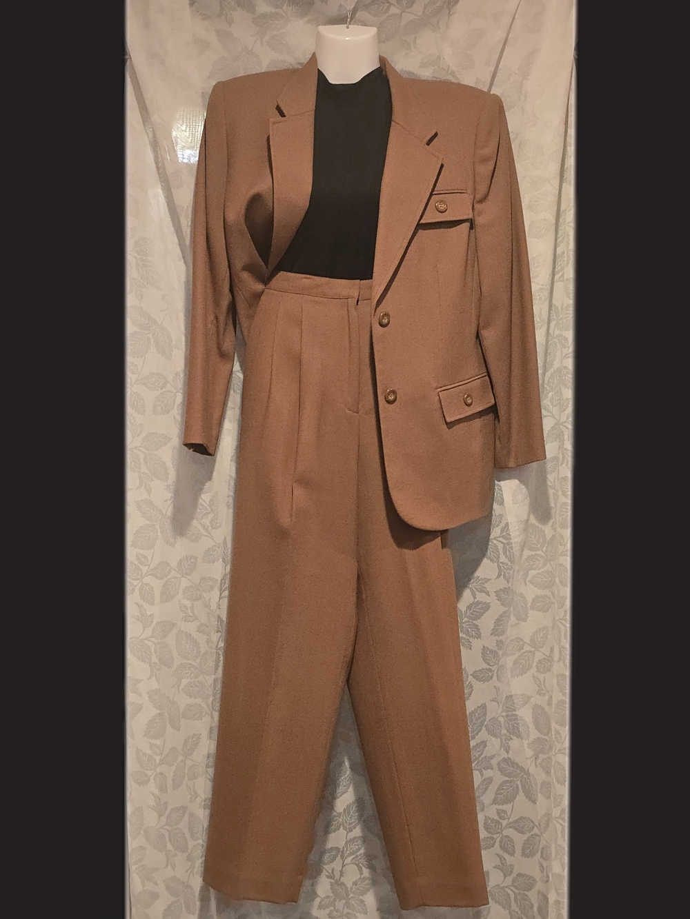 1970s Valerie Stevens Tailored Camel Brown Women's Power Suit